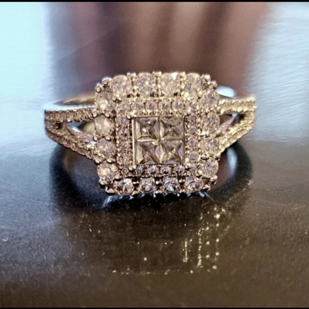 💍 Simulated Diamond | Square Ring | Multi-Stone | Size 9 | Elegant | Zircon 🆕️
